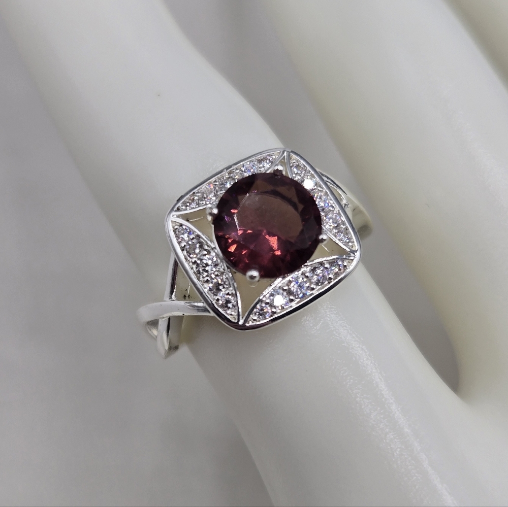 Swarovski Crystal Elements Silver Statement Ring Purple Amethyst Size 6.75  39